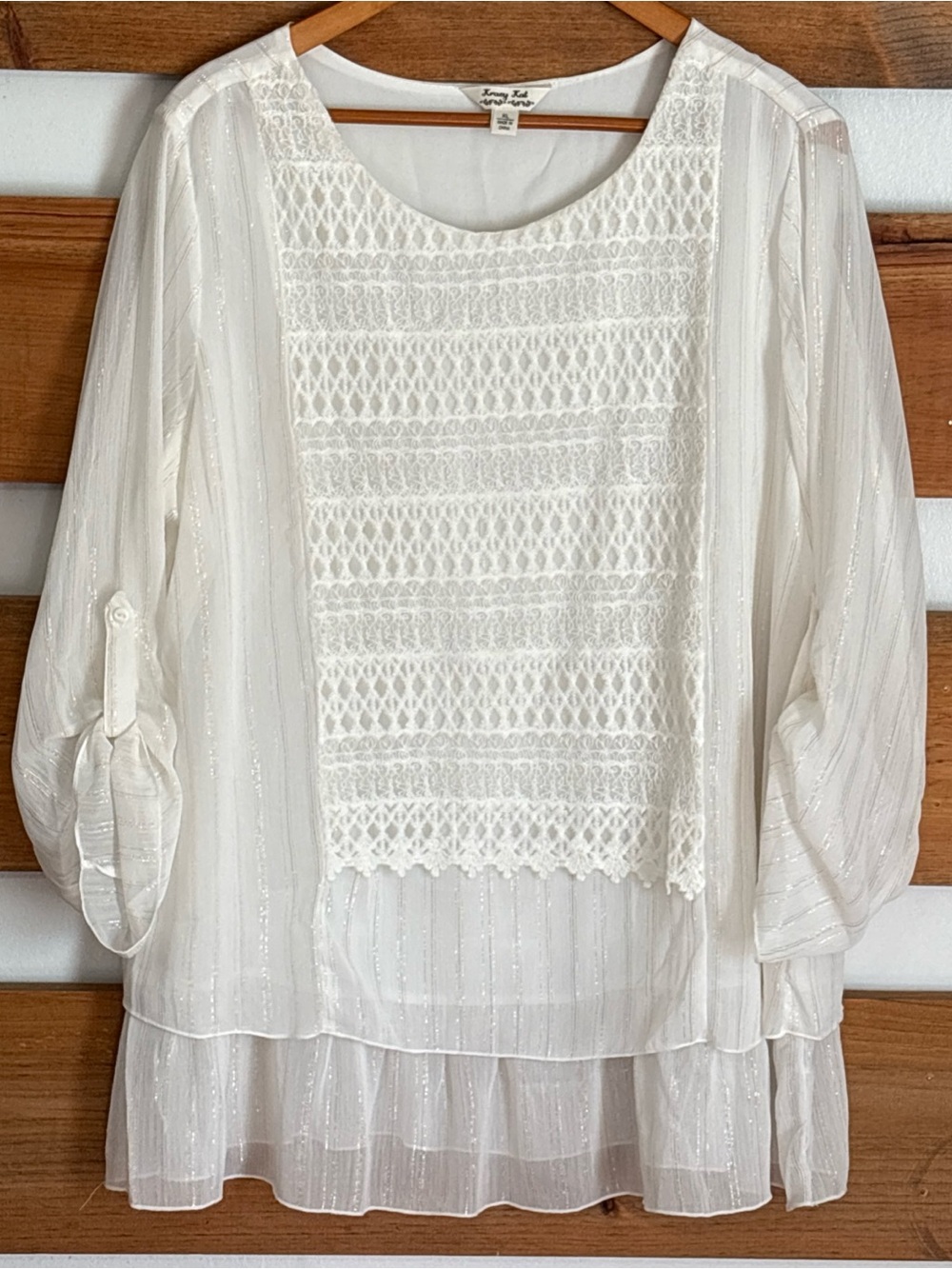 Krazy Kat Creamy White 3/4 Sheer Sleeve Gold/Silver Line Crochet Front Blouse XL